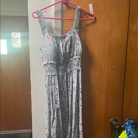 No Boundaries Pink and Gray Floral Dress - Picture 1 of 4